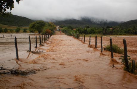 CHOVEU BASTANTE EM LIVRAMENTO DE NOSSA SENHORA