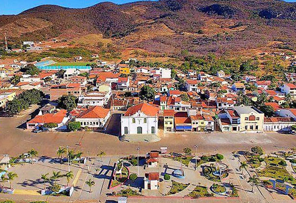 Érico Cardoso: Festa aniversário é encerrada após perturbação do sossego