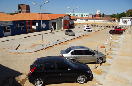 ESTACIONAMENTO E PAVIMENTAÇÃO DO HMN QUASE PRONTOS