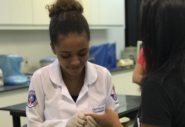 Estão abertas as inscrições para o programa Mais Futuro que garante auxílio permanência aos estudantes das universidades estaduais 