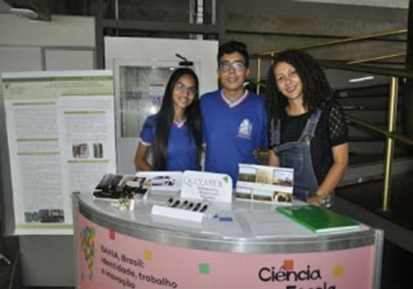 Estudantes do interior baiano criam biocombustível a partir da árvore quixabeira