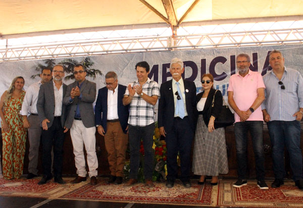 Solenidade marca o lançamento da 'Pedra Fundamental do Curso de Medicina' em Brumado