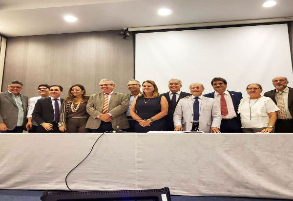 Deputados se despedem da 18ª Legislatura em sessão solene