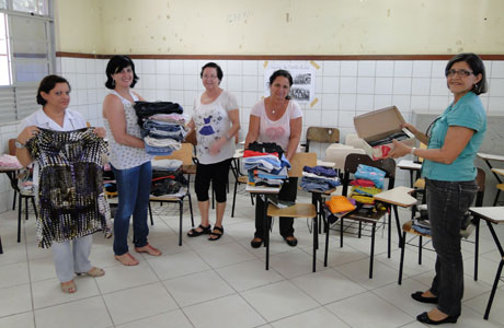 PROFESSORES REALIZARÃO FEIRA DA PECHINCHA
