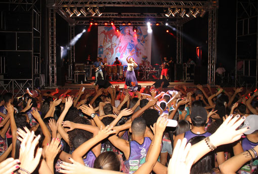 Brumado: Festa da Luz movimentou o final de semana da comunidade católica; veja as fotos