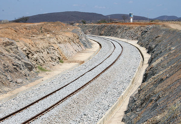 Ministério de Infraestrutura se preocupa com pouco empenho de baianos pela FIOL