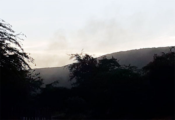 Moradores da comunidade Lagoa Funda denunciam poluição do ar causada por mineradora