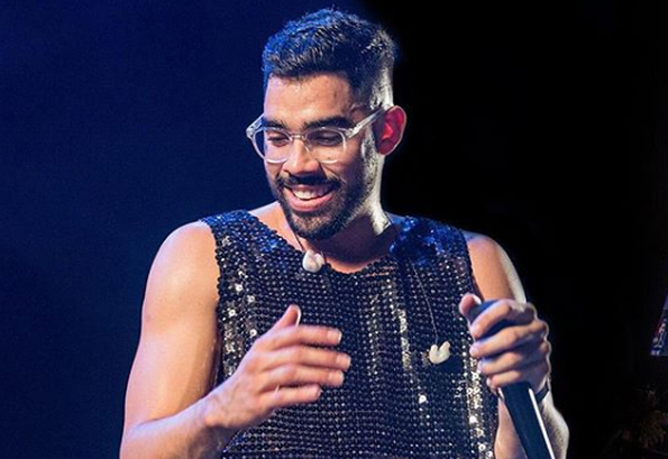 Cantor Gabriel Diniz morre em queda de avião em Sergipe