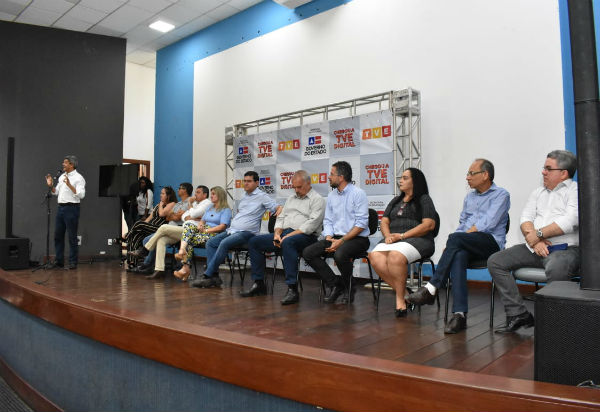 Governo do Estado inaugura sinal digital da TVE em Guanambi