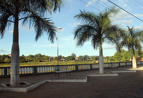 MP recomenda revogação de aumento em 36,36% do salário dos vereadores de Ibiassucê