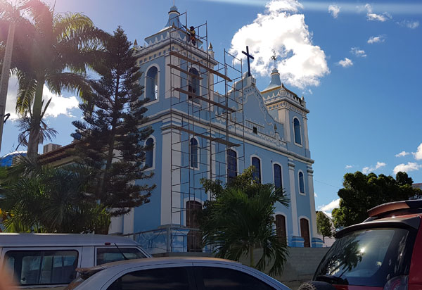 Igreja Matriz de Brumado passa por recuperação da pintura