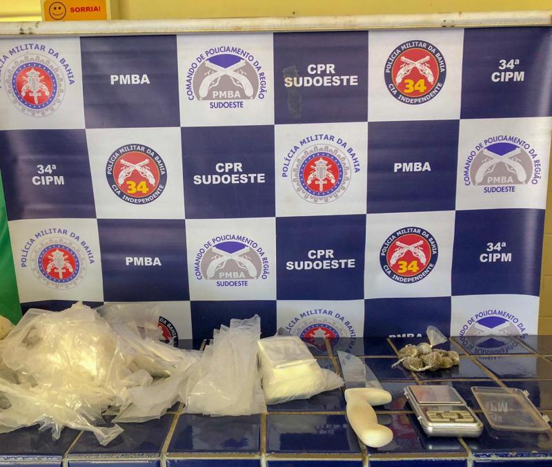 Brumado: polícia militar apreende maconha em casa no Bairro São Félix 