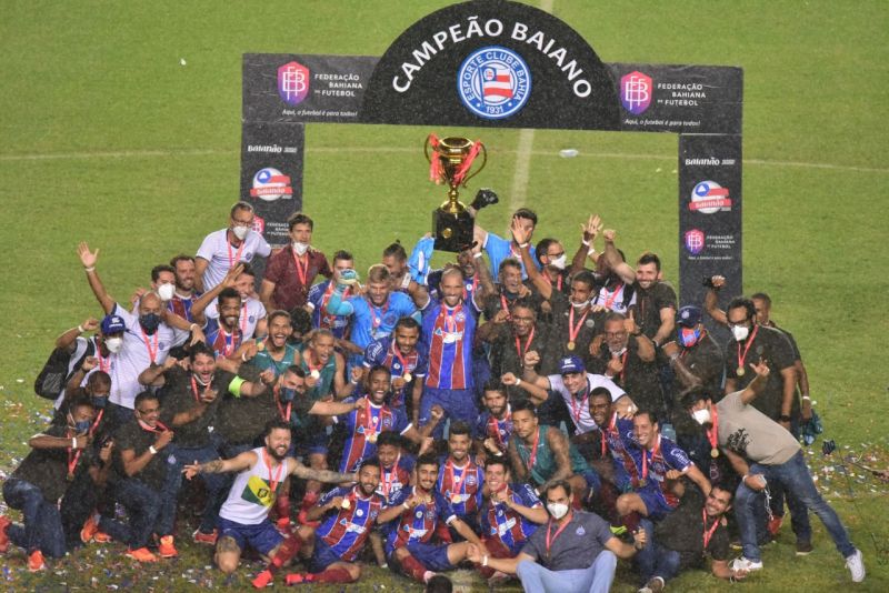 Nos pênaltis, Bahia vence Atlético de Alagoinhas e é campeão Baiano