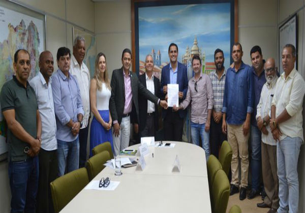 Indústria em Vitória da Conquista vai investir R$ 34 milhões na região e aderiram ao Programa ‘Primeiro Emprego’