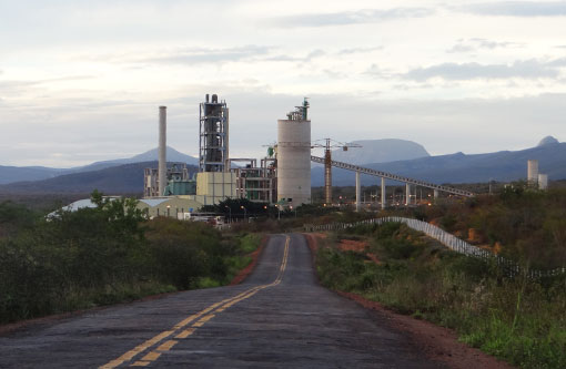 Ituaçu: fábrica de cimento demite 195 trabalhadores