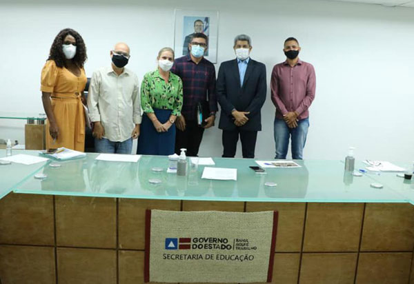 Reforma do colégio estadual de Iuiu é pauta na Secretaria de Educação