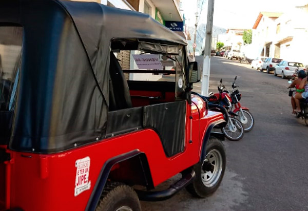 Vende-se Jeep CJ-5 1971, tração 4x4