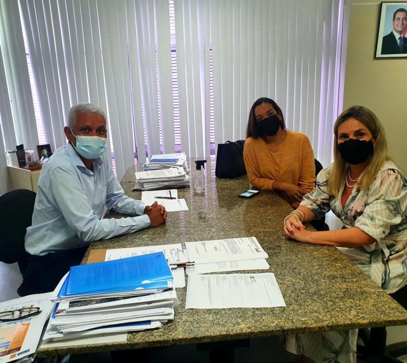 Ivana e Vanessa levam demandas de Lençóis aos órgãos do estado