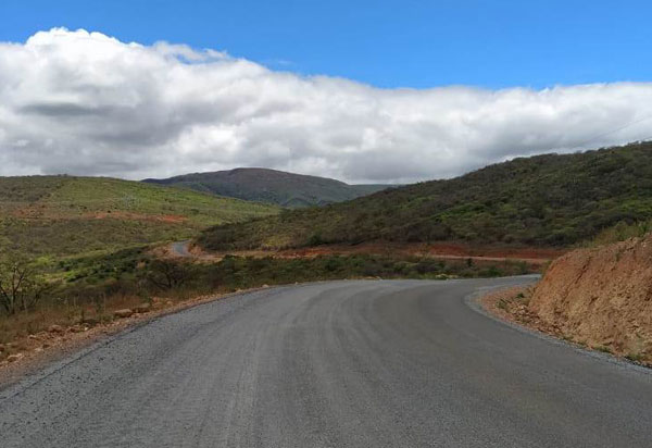 Obra de pavimentação da BA-263 entre Licínio e Urandi deve ser concluída em janeiro de 2022