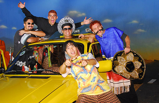 Grupo Mamonas Assassinas é lembrado após 20 anos da tragédia que interrompeu o grande sucesso