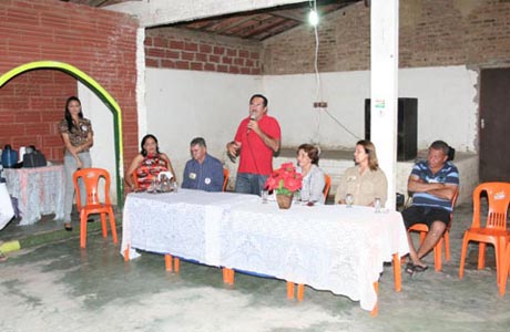 MARIZETE SE REUNIU NA VILA PRESIDENTE VARGAS