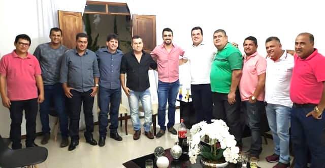 Deputado Marquinho Viana participa da festa dos Santos Reis em Aracatu