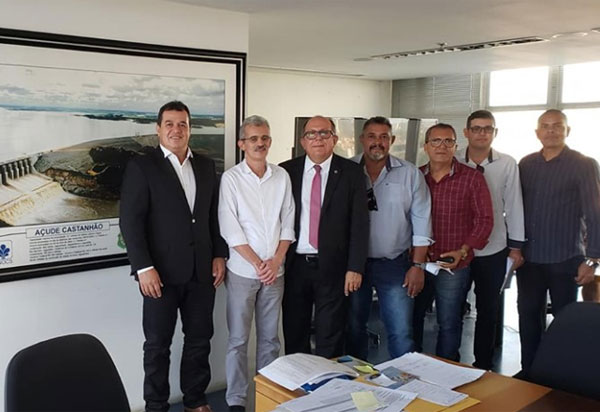Deputado Marquinho Viana discute no DNOCS, em Fortaleza, da recuperação das barragens na Bahia