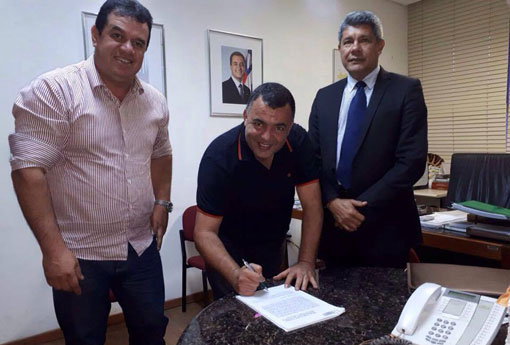 Deputado Marquinho Viana leva o prefeito de Livramento à SEDUR