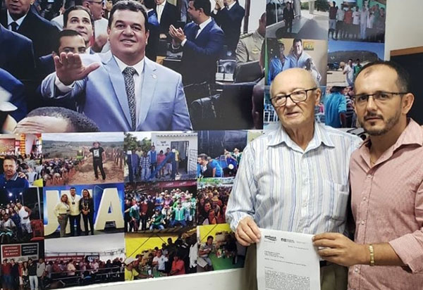 Prefeito de Tanhaçu agradece ao deputado Marquinho Viana a ampliação do sistema de abastecimento de água