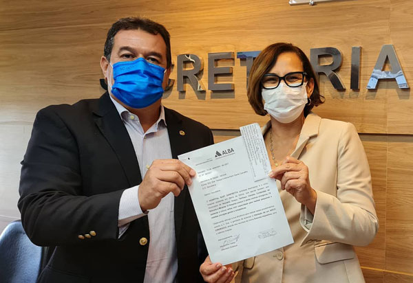 Deputado Marquinho Viana na Sesab solicita liberação de equipamentos para o Hospital Suzy Zanfretta, de Barra da Estiva