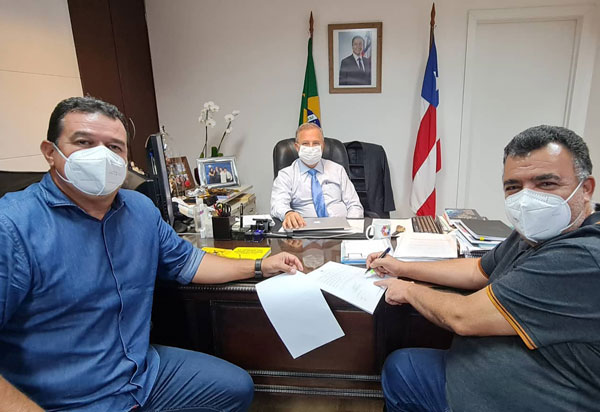 Deputado Marquinho Viana consegue equipamentos e novos credenciamentos para o Hospital de Livramento de Nossa Senhora