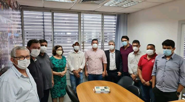 Deputado Marquinho Viana recebe lideranças políticas de Matina, que solicitam investimentos para o município