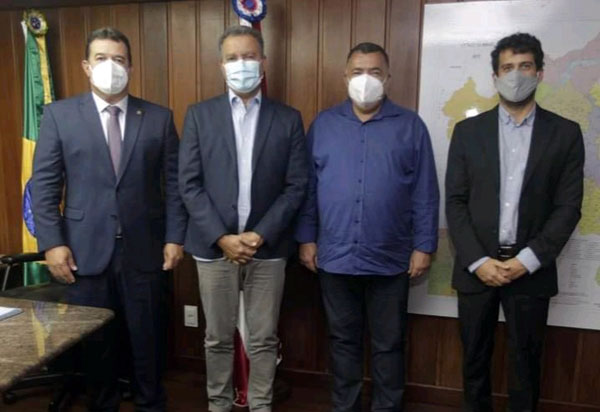 Deputado Marquinho Viana e o prefeito de Livramento solicitam ao Governador Rui Costa investimentos para áreas educacional e de infraestrutura