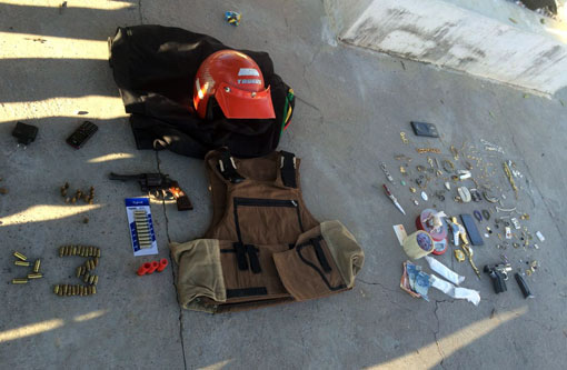 Polícia Militar apreende armas, colete à prova de balas, munições e joias que foram roubadas em Brumado