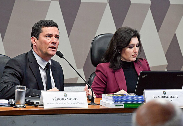 Moro diz que está aberto a negociar mudanças no pacote anticrime