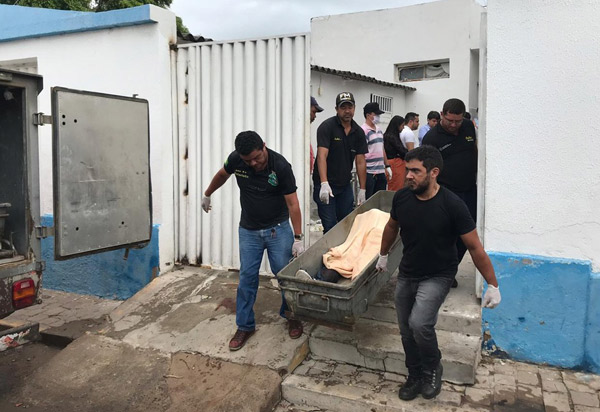 Tentativa de assalto a bancos com reféns deixa 13 mortos após tiroteio com a polícia no Ceará