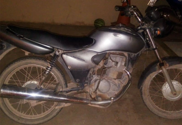 Barra da Estiva: Polícia Militar recupera veículo com restrição de furto/roubo