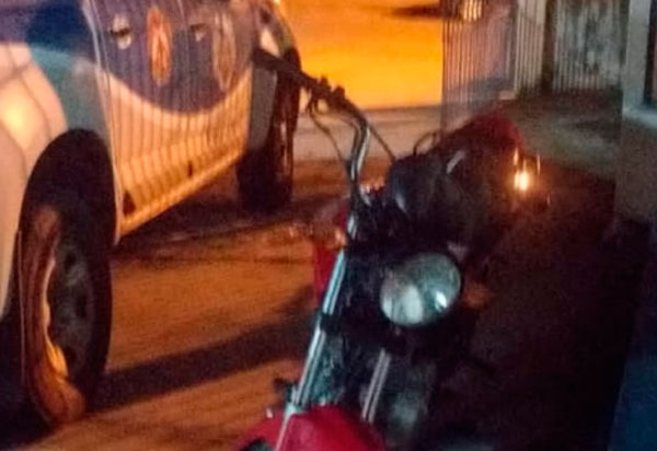 PM recupera em Brumado motocicleta roubada em Malhada de Pedras e apreende drogas