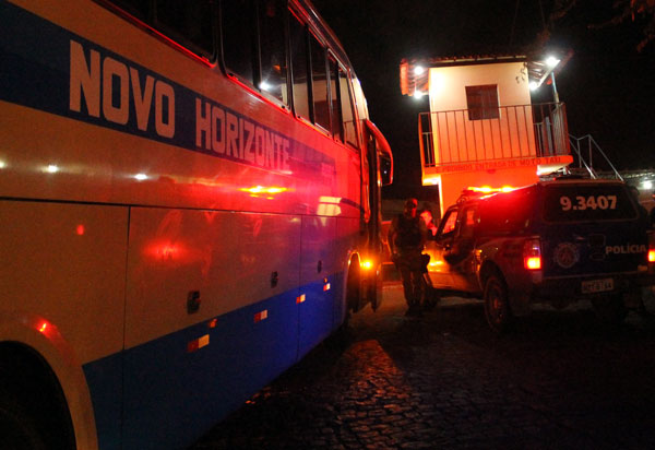 Brumado: homem portador de transtorno bipolar causa problemas na rodoviária e provoca colisão em garagem de empresa de ônibus no bairro São Félix