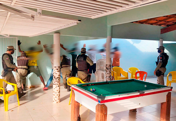 Polícia Militar intensifica policiamento nas cidades de Macaúbas, Ibipitanga e seus distritos