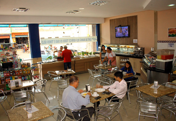 Comece bem o seu dia com o café da manhã da Padaria Pérola 