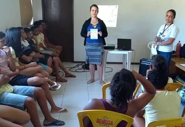 SESOC realiza palestra para os adolescentes do CRAS Yolanda Pires sobre os 28 Anos do Estatuto da Criança e do Adolescente