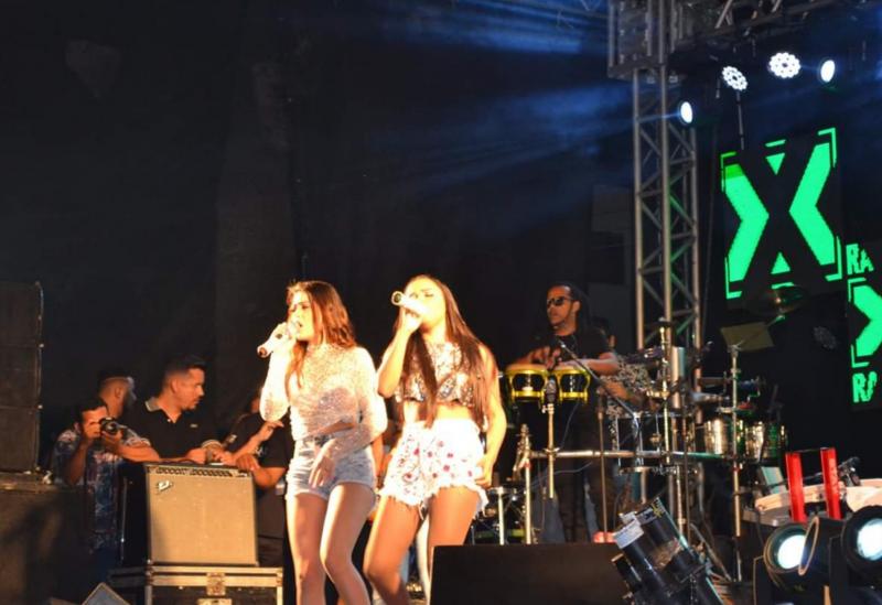 Mantendo a tradição, festival de Terno de Reis é realizado com sucesso em Aracatu