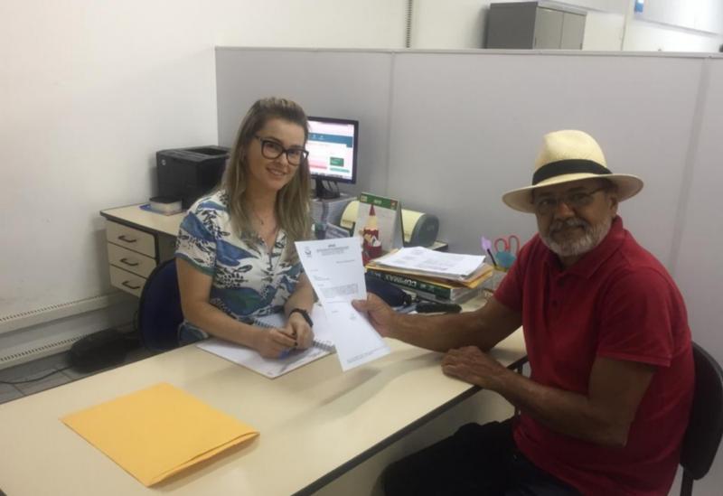 Brumado: Presidente da Apae apresenta a coordenadora pedagógica de Educação Infantil as demandas da entidade e pede que solicitações sejam atendidas