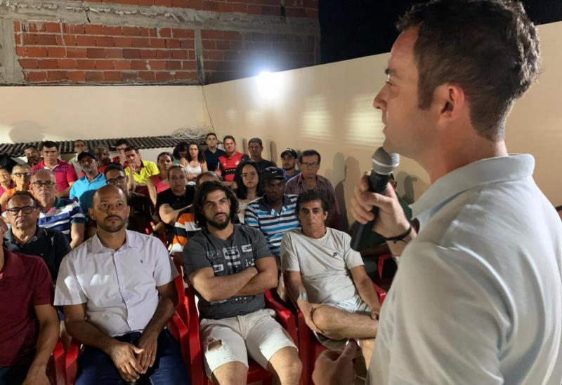 'Temos uma UPA que não funciona, Policlínica não terá obras iniciadas este ano, e instalação de gasoduto sem interesse do poder público', lamenta Fabrício Abrantes