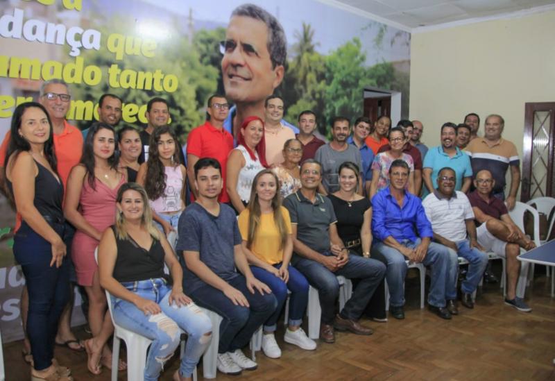Pré-candidato a prefeito, Dr. Aurino Rocha se reuniu com alguns pré-candidatos do PODEMOS e apoiadores no escritório político da sua pré-campanha