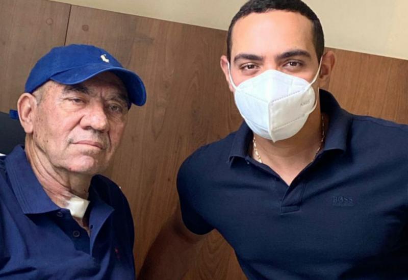 Brumado: Médico Marlúcio Abreu recebe alta após ficar internado com Covid-19