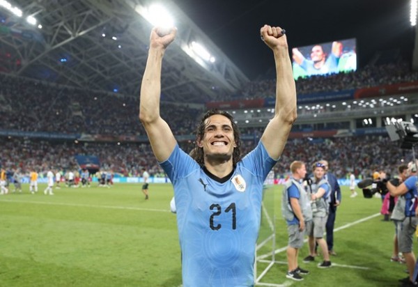 Em noite de Cavani, Uruguai elimina Portugal e vai às quartas
