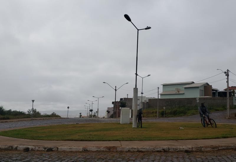 Tempo amanhece com garoa e possibilidade de chuva em Brumado