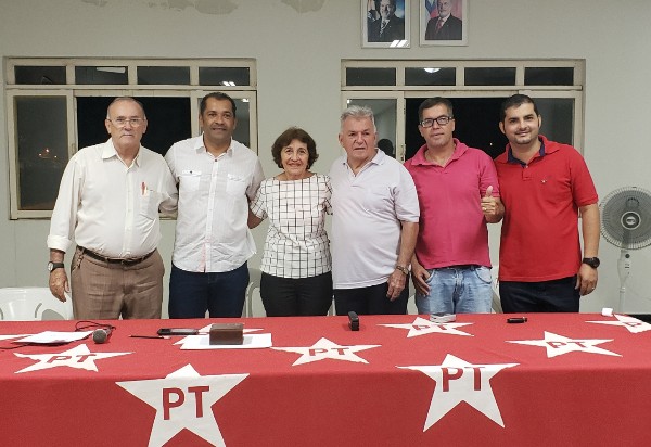 Eleições 2020: com apoio de Edmundo e Marizete, PT lança pré-candidatura de Zé Ribeiro à prefeito de Brumado 